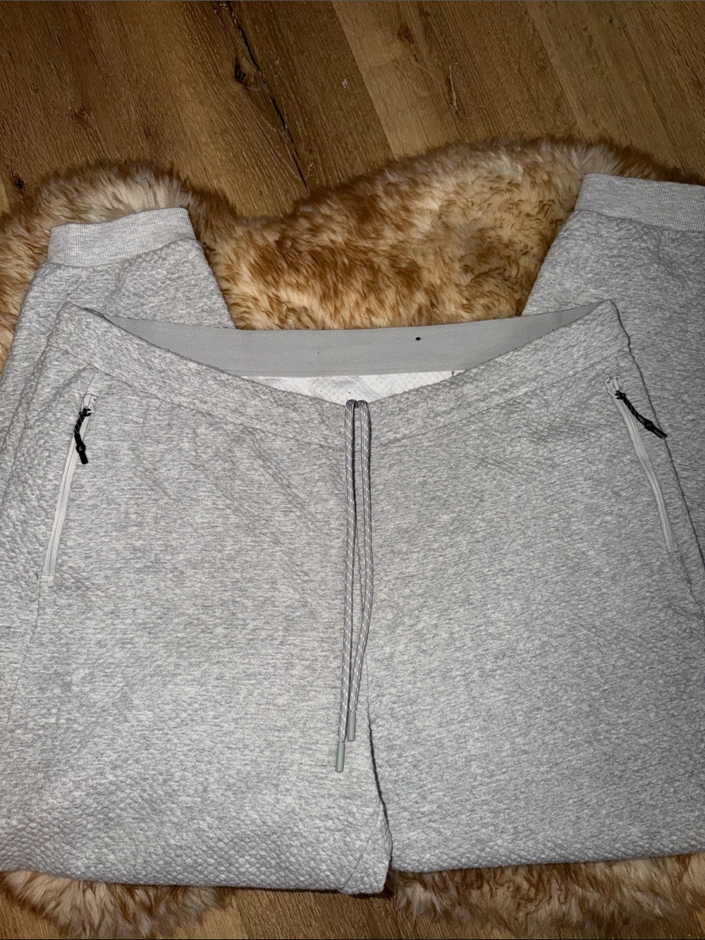 Men's Light Gray Quilted Joggers Sweatpants